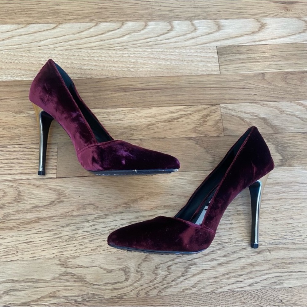 Alice + Olivia Burgundy Velvet Gold Spike Stiletto Heels Size EU 36 ~ US 6